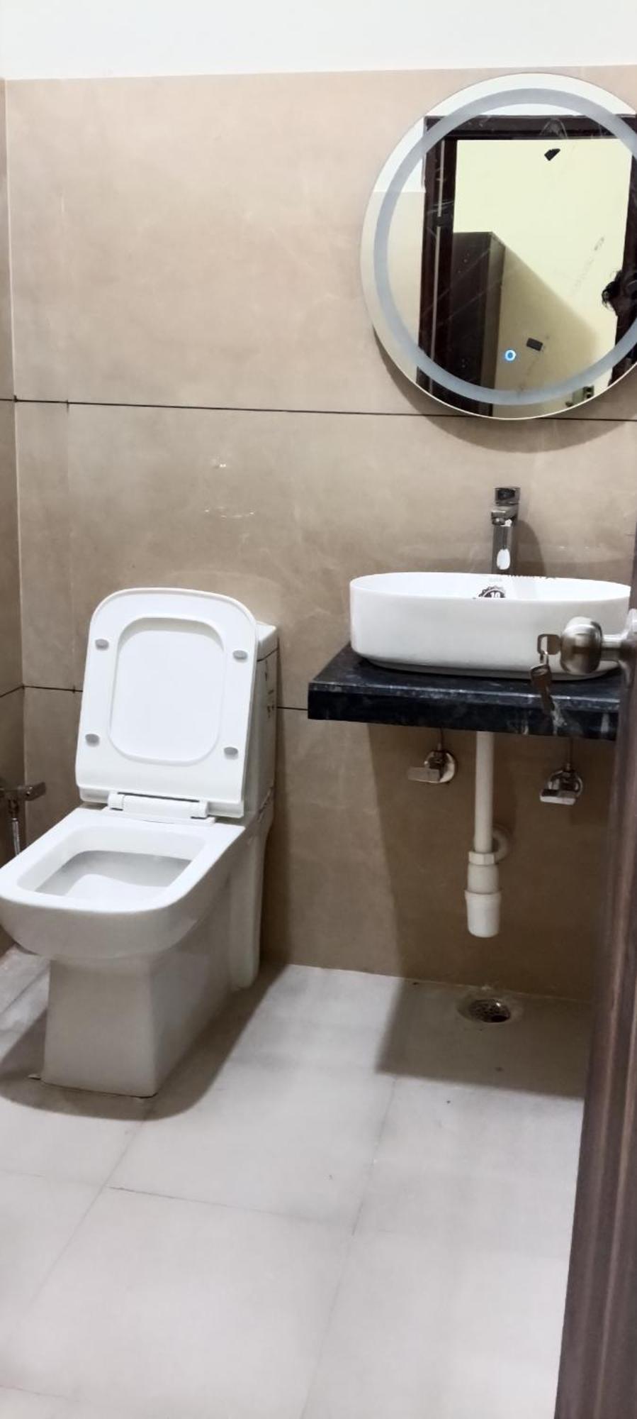 Hotel Blue Heaven Oyotownhouse Ghaziabad Esterno foto